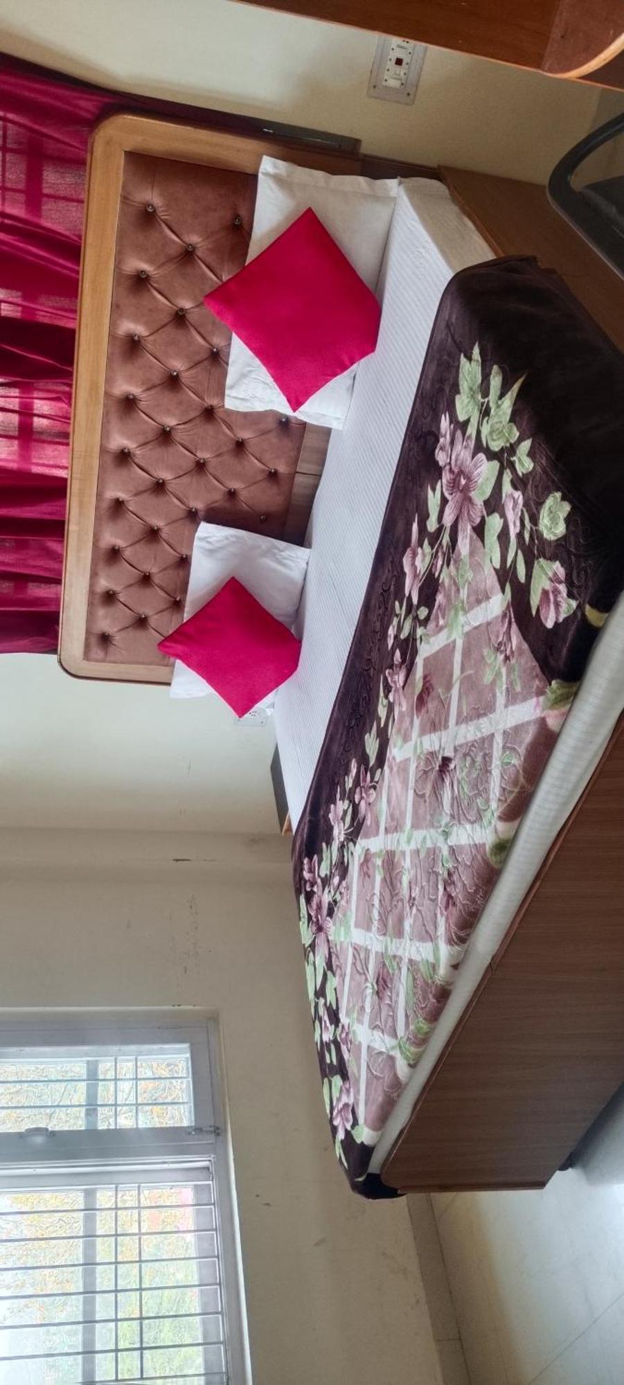 Krishna Hill Stay Near Mall Road Shimla Exterior photo